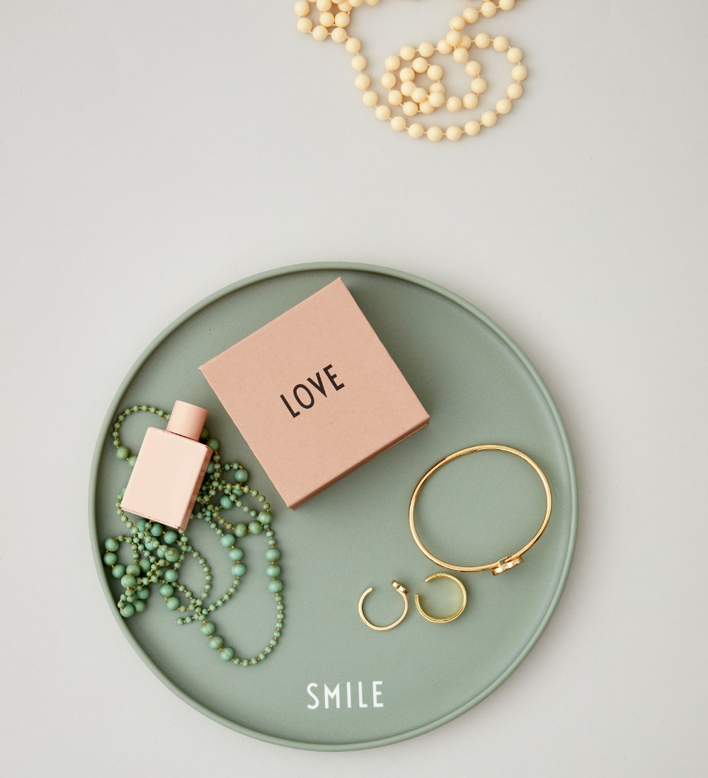 Design Letters Plate - Smile - Favorite - Green