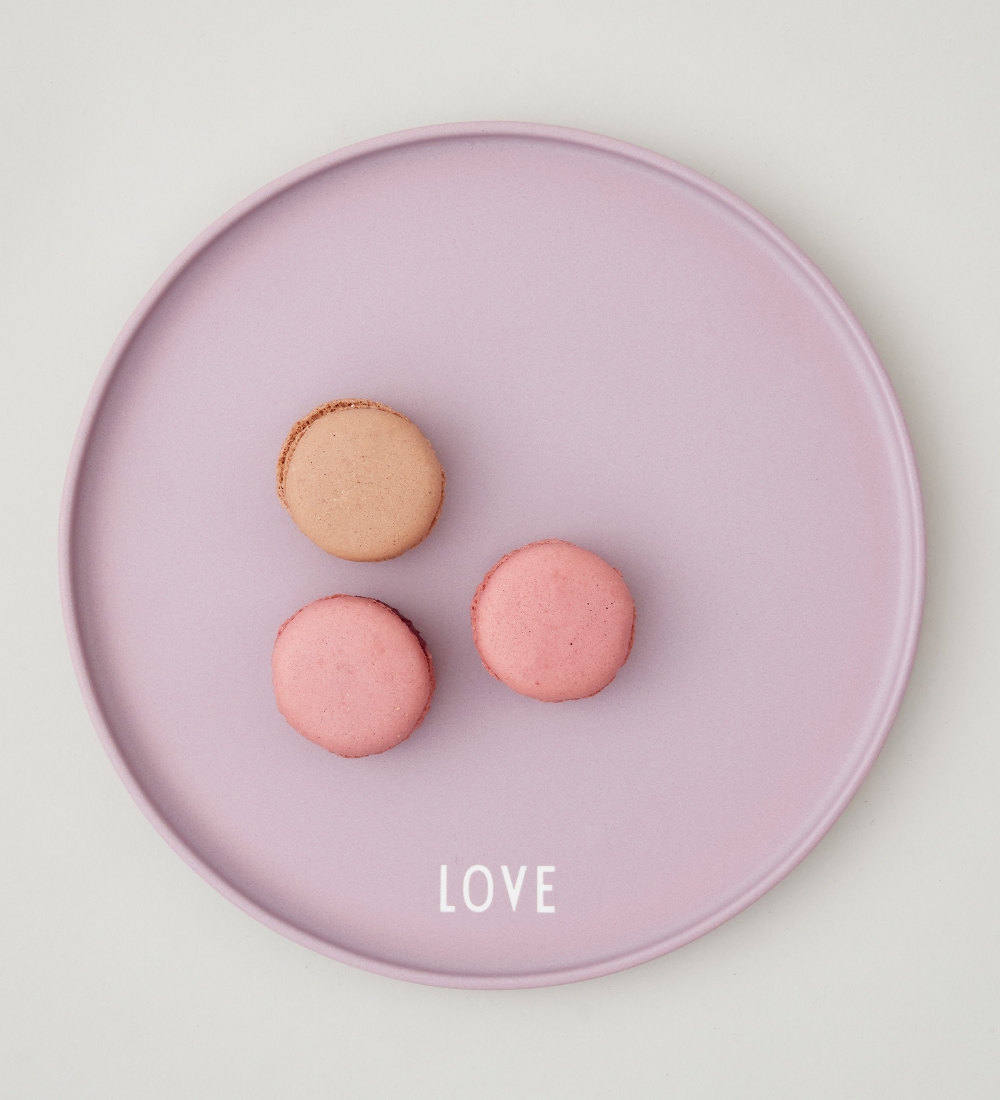 Design Letters Plate - Love - Favorite - Lavender