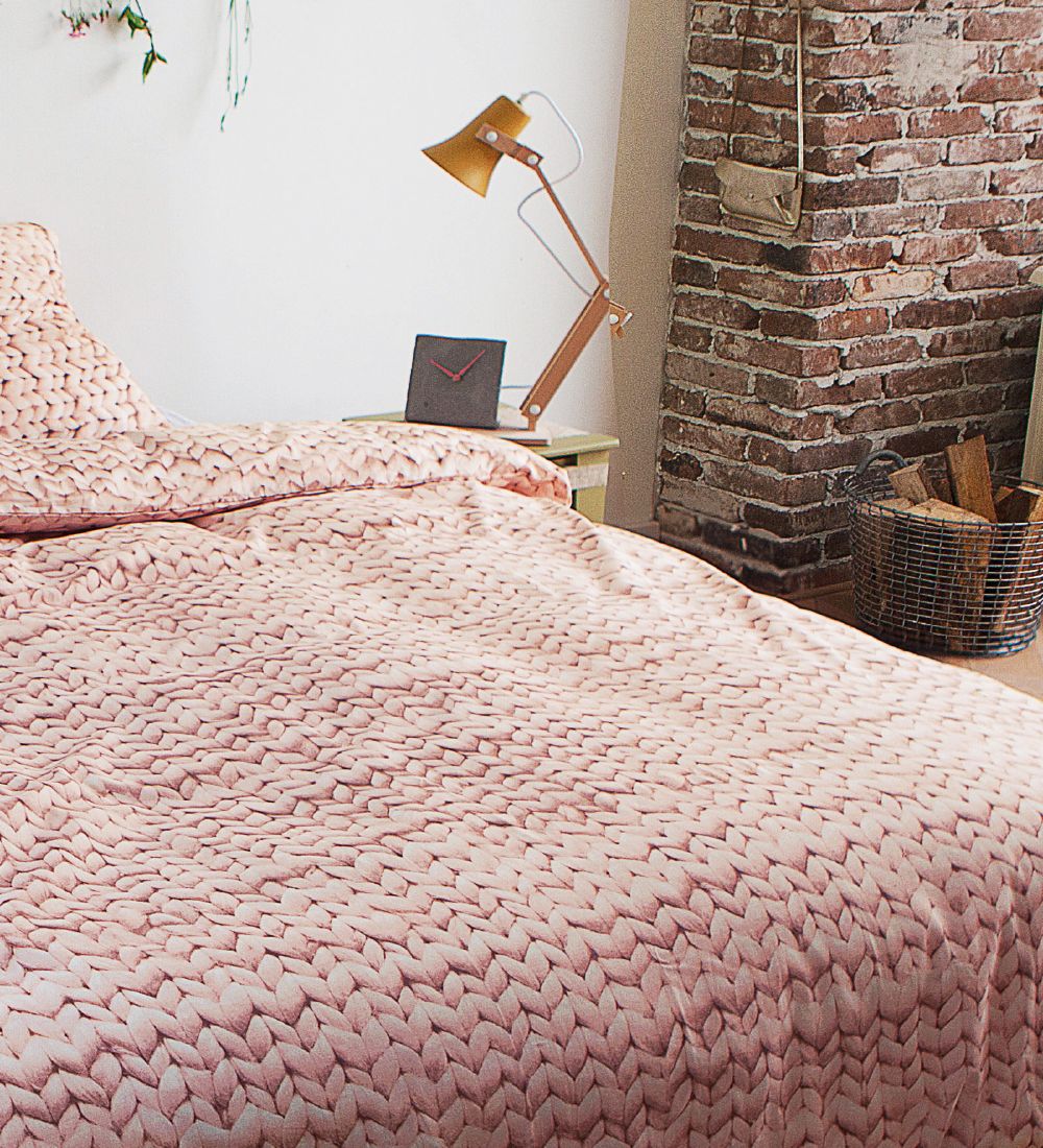 Snurk Duvet Cover - Junior - Rose Work Print