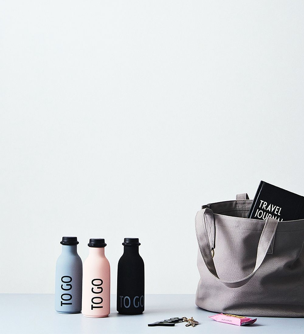 Design Letters Water Bottle - Grey w. To Go